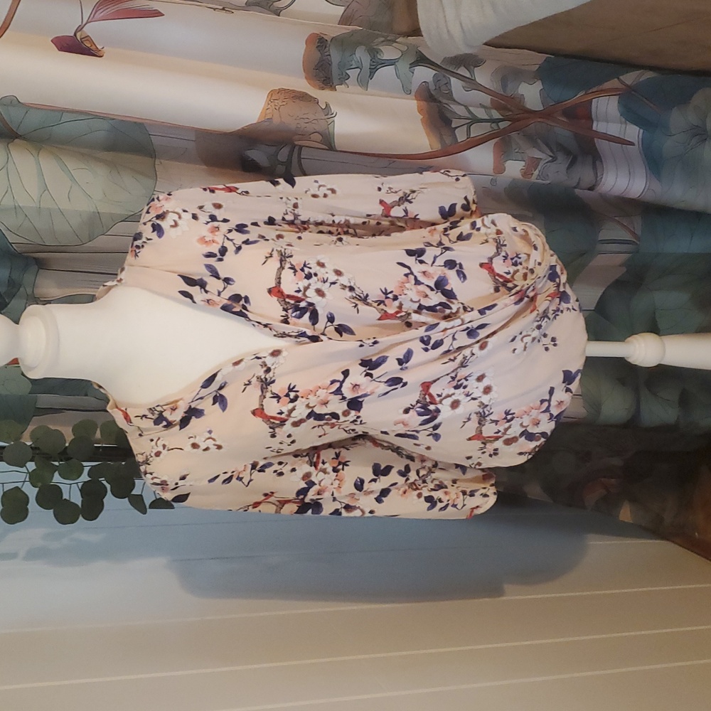 VENUS Multicolor Floral Top
